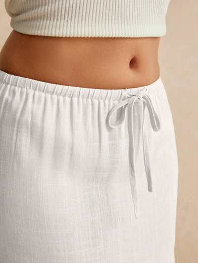 Minimalistisk Kjol med Dragsko