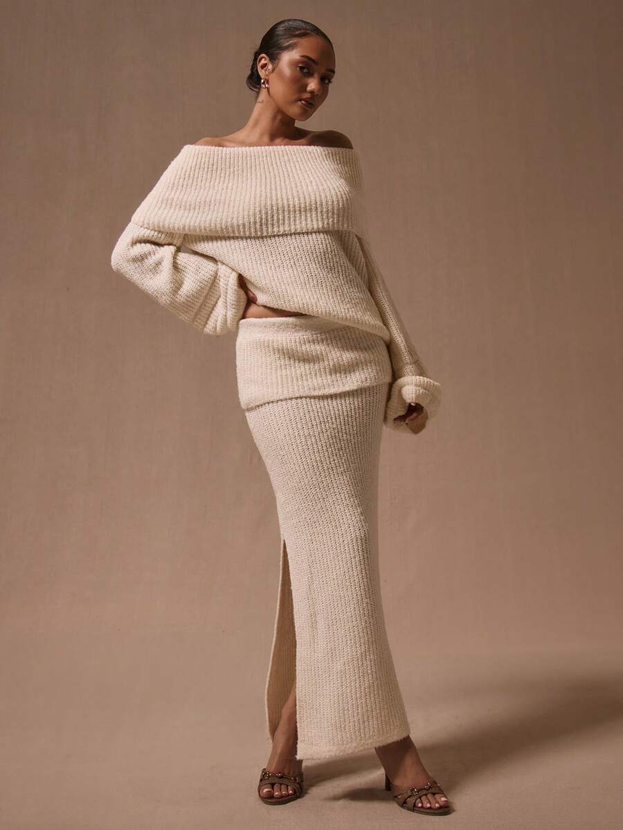 Stickad tröja med bara axlar