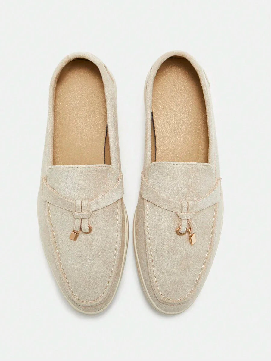 Damloafers med spetsig tå