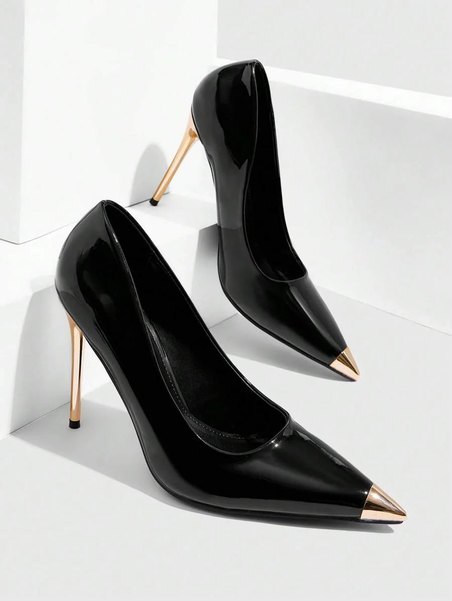 Eleganta pumps med spetsig tå