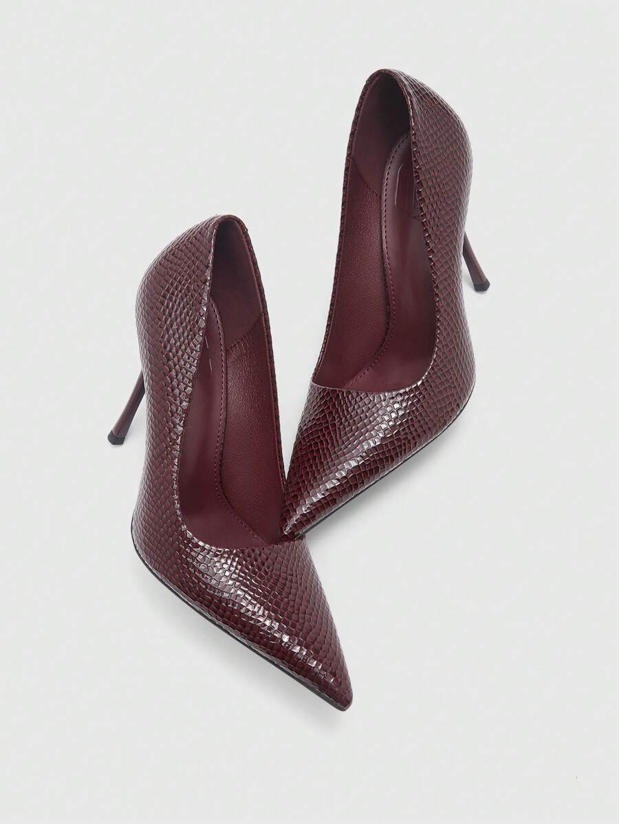 Eleganta pumps med spetsig tå