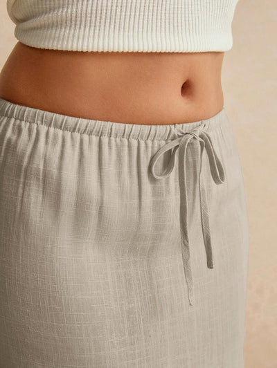 Minimalistisk Kjol med Dragsko