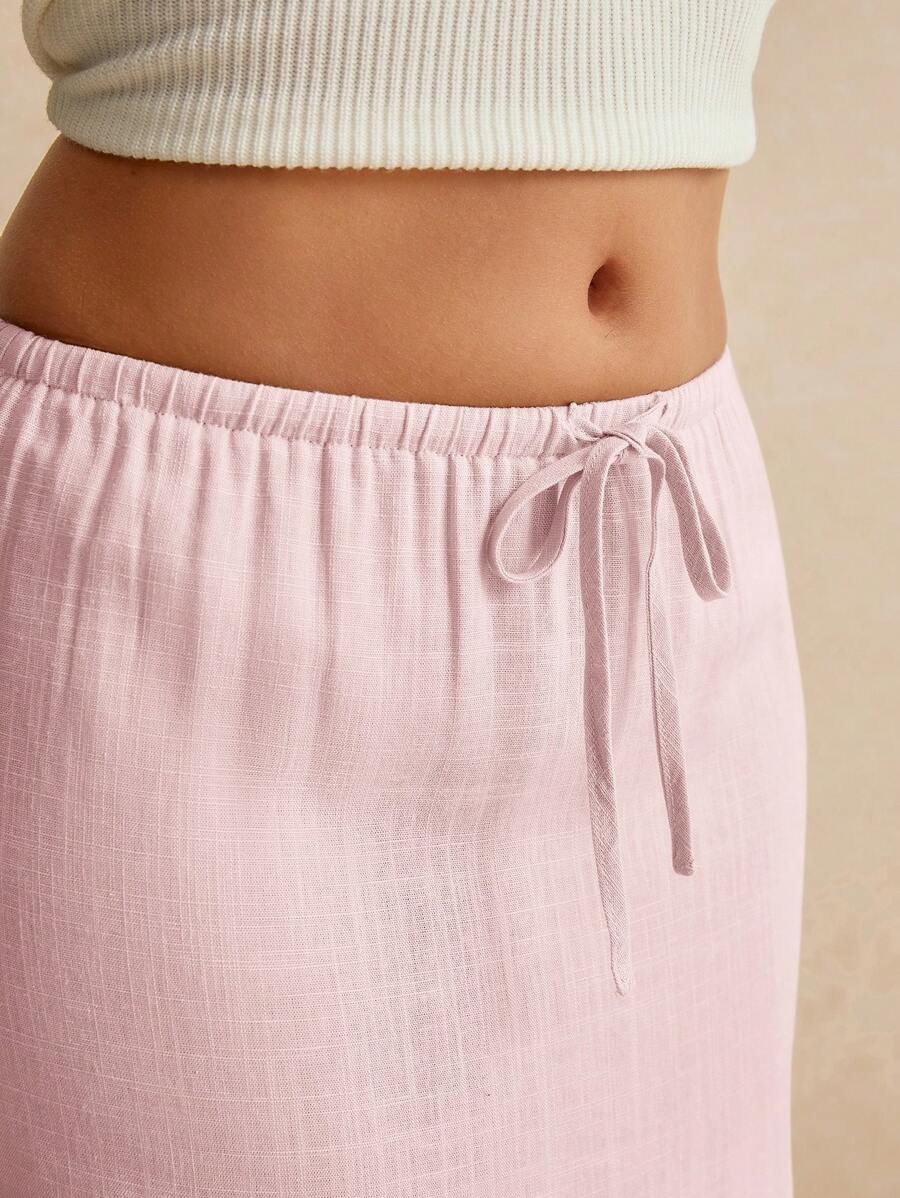 Minimalistisk Kjol med Dragsko