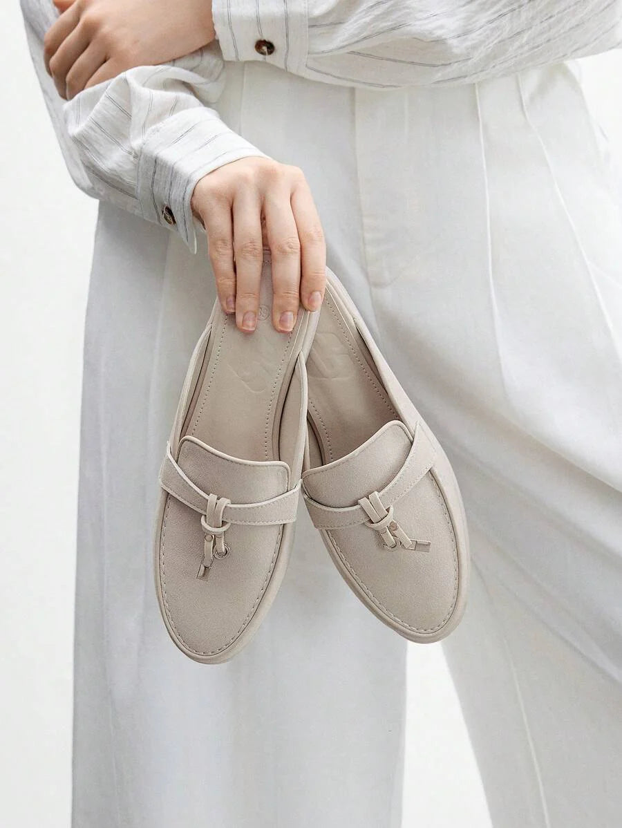 Damloafers med spetsig tå