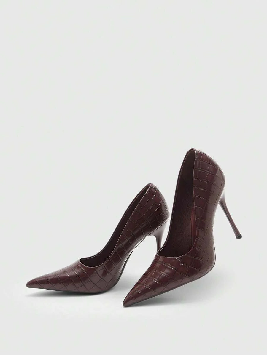 Eleganta pumps med spetsig tå