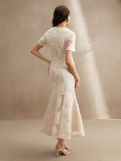 Blommig Rynkad Miniklänning