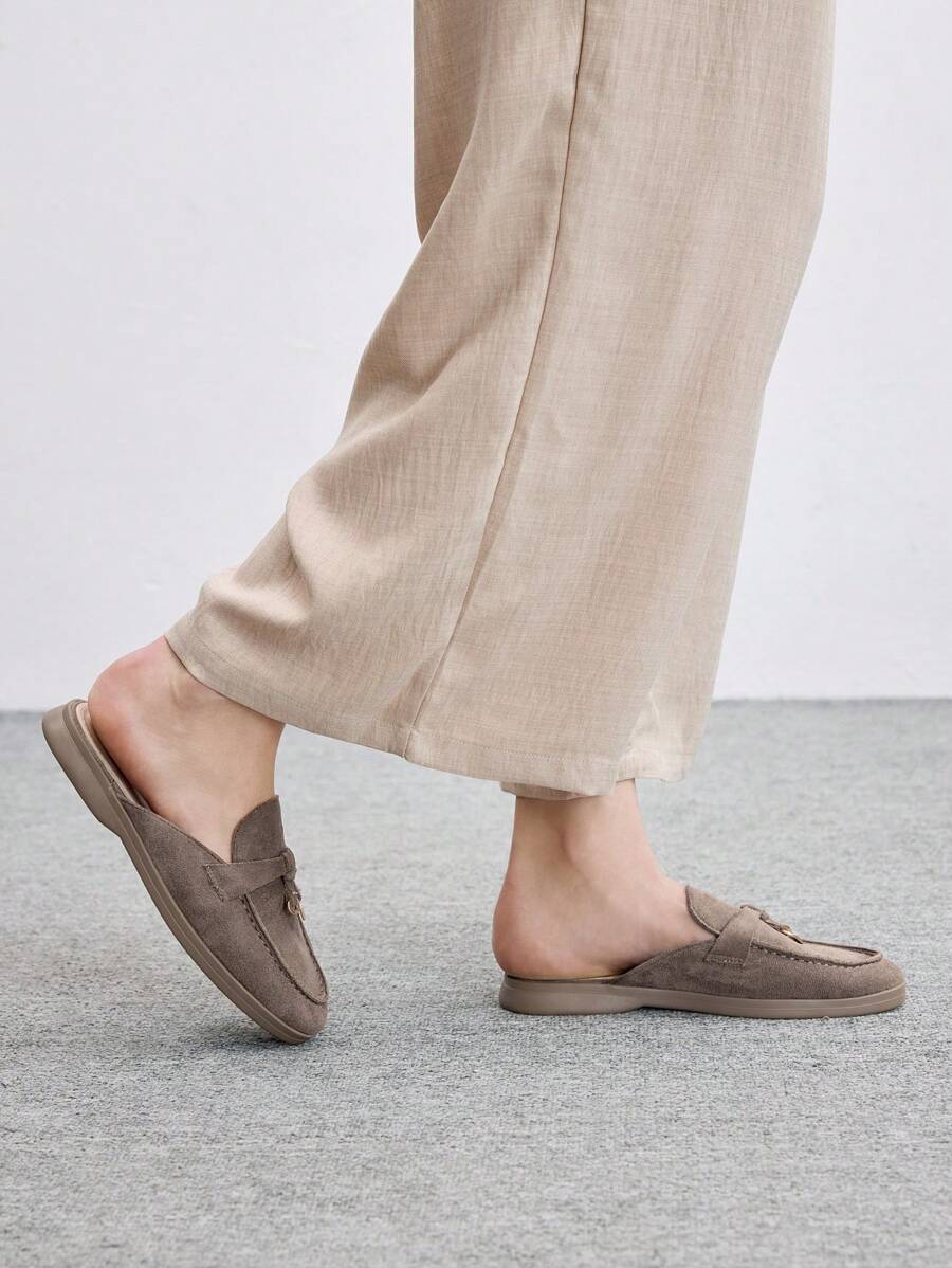 Damloafers med spetsig tå