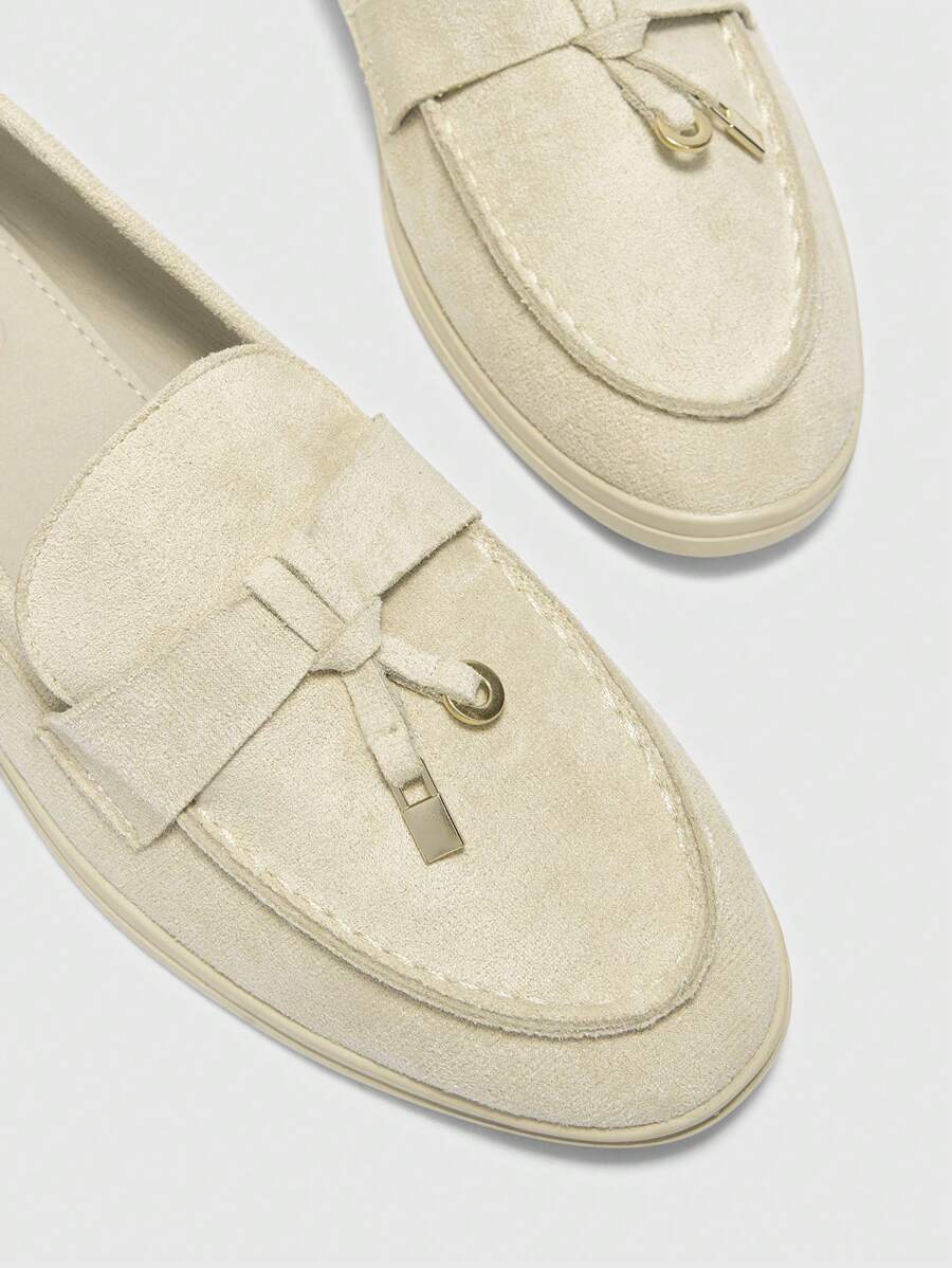 Damloafers med spetsig tå