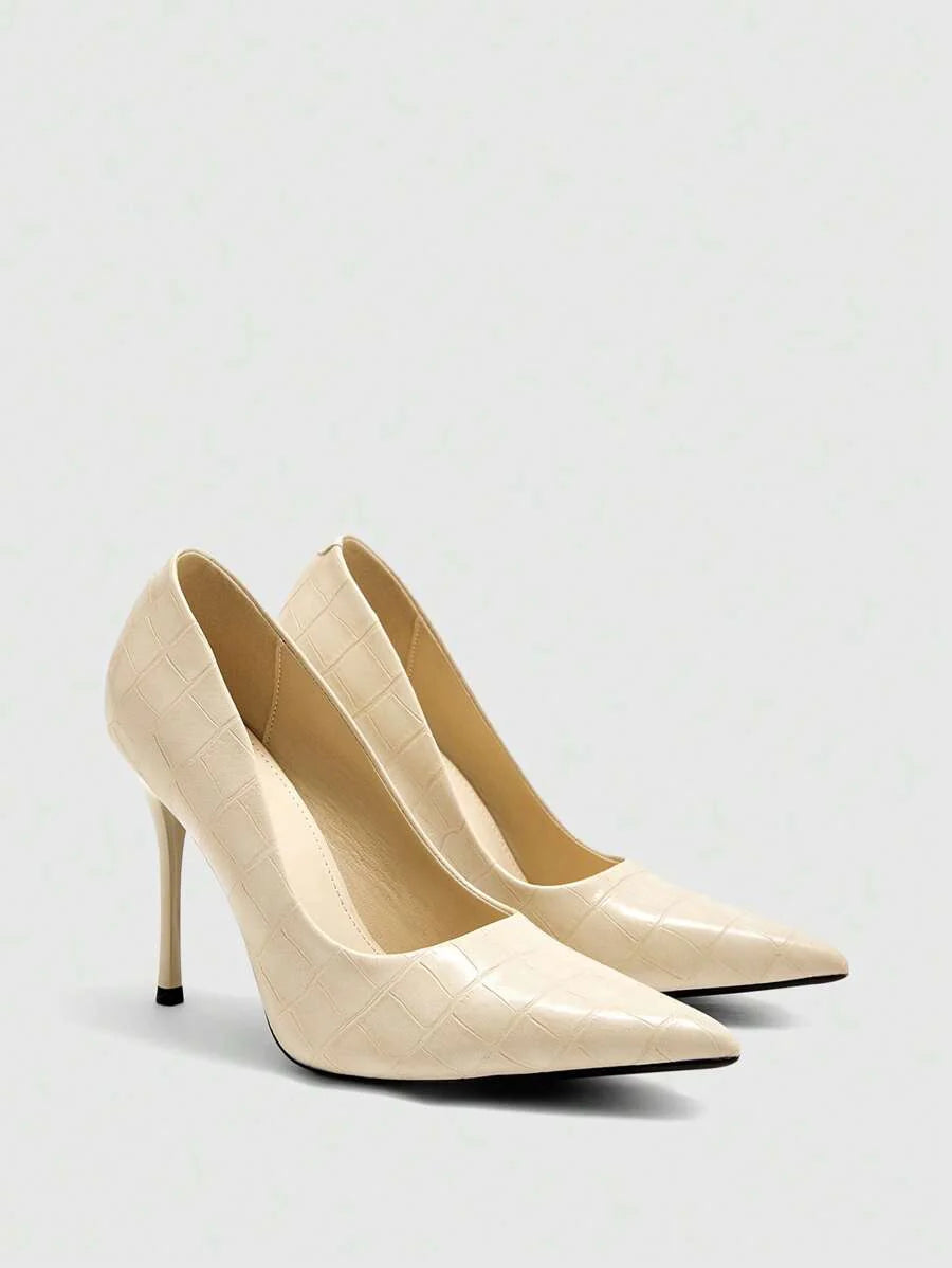 Eleganta pumps med spetsig tå