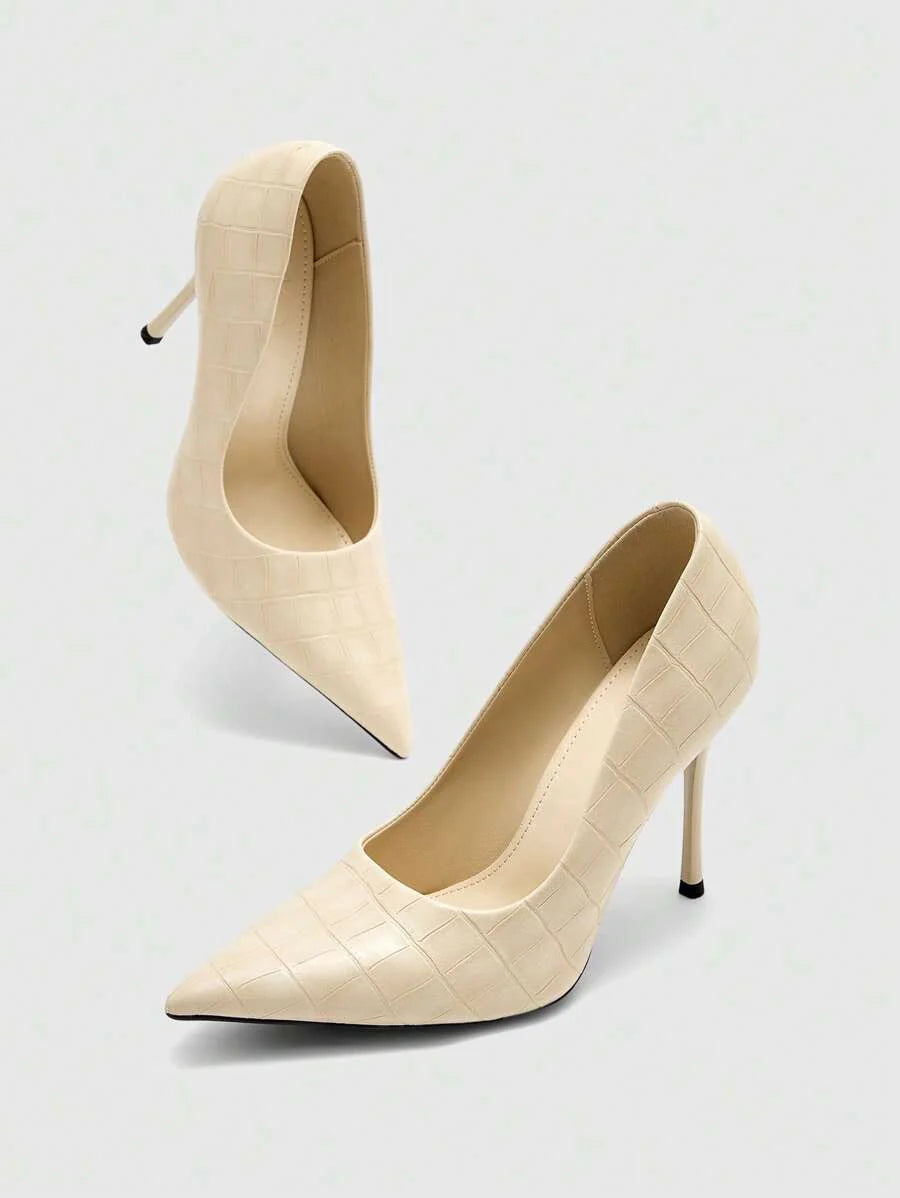 Eleganta pumps med spetsig tå