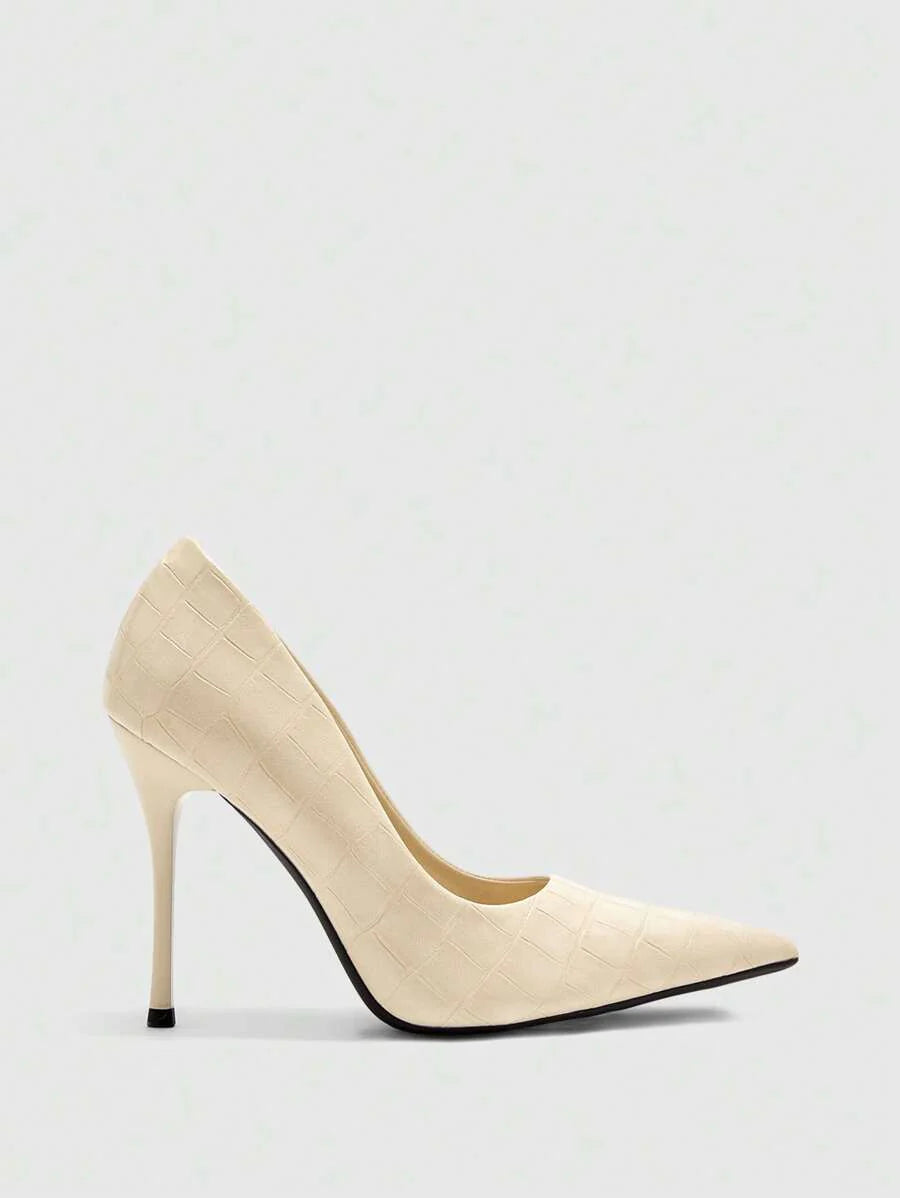 Eleganta pumps med spetsig tå