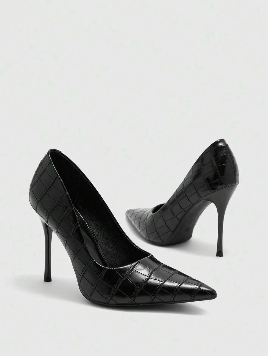 Eleganta pumps med spetsig tå