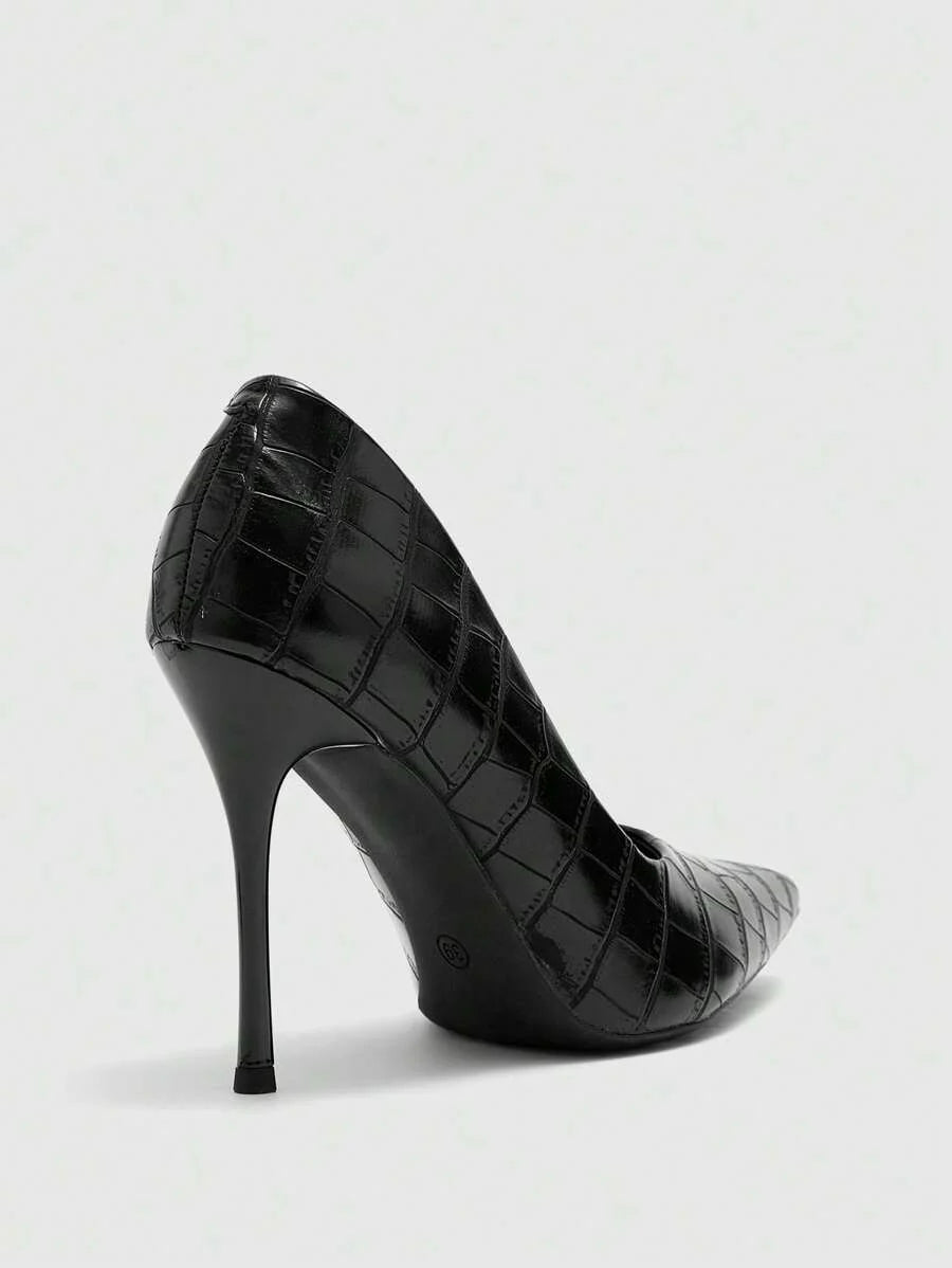 Eleganta pumps med spetsig tå