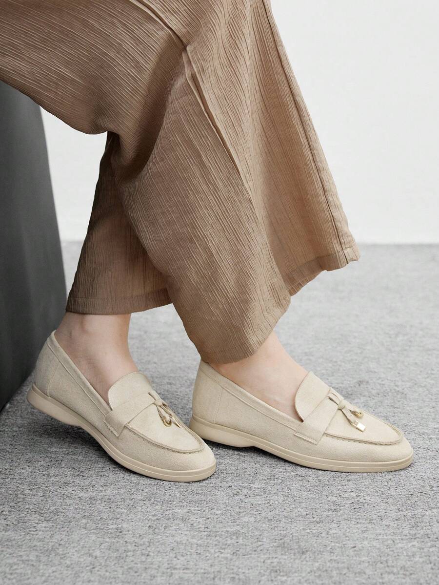 Damloafers med spetsig tå