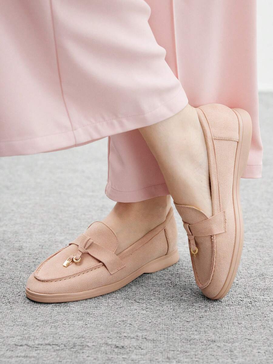 Damloafers med spetsig tå