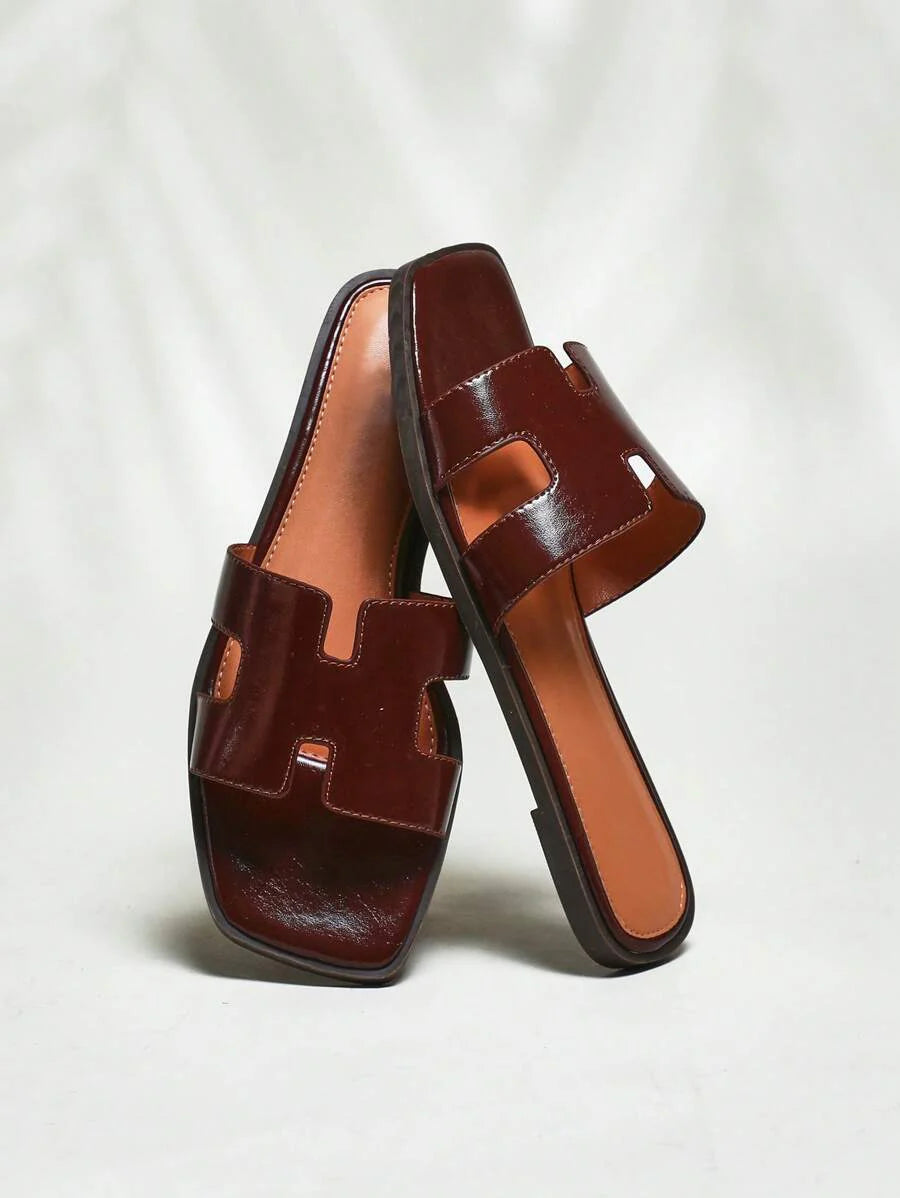 Luxe-inspirerade vita slides med sele