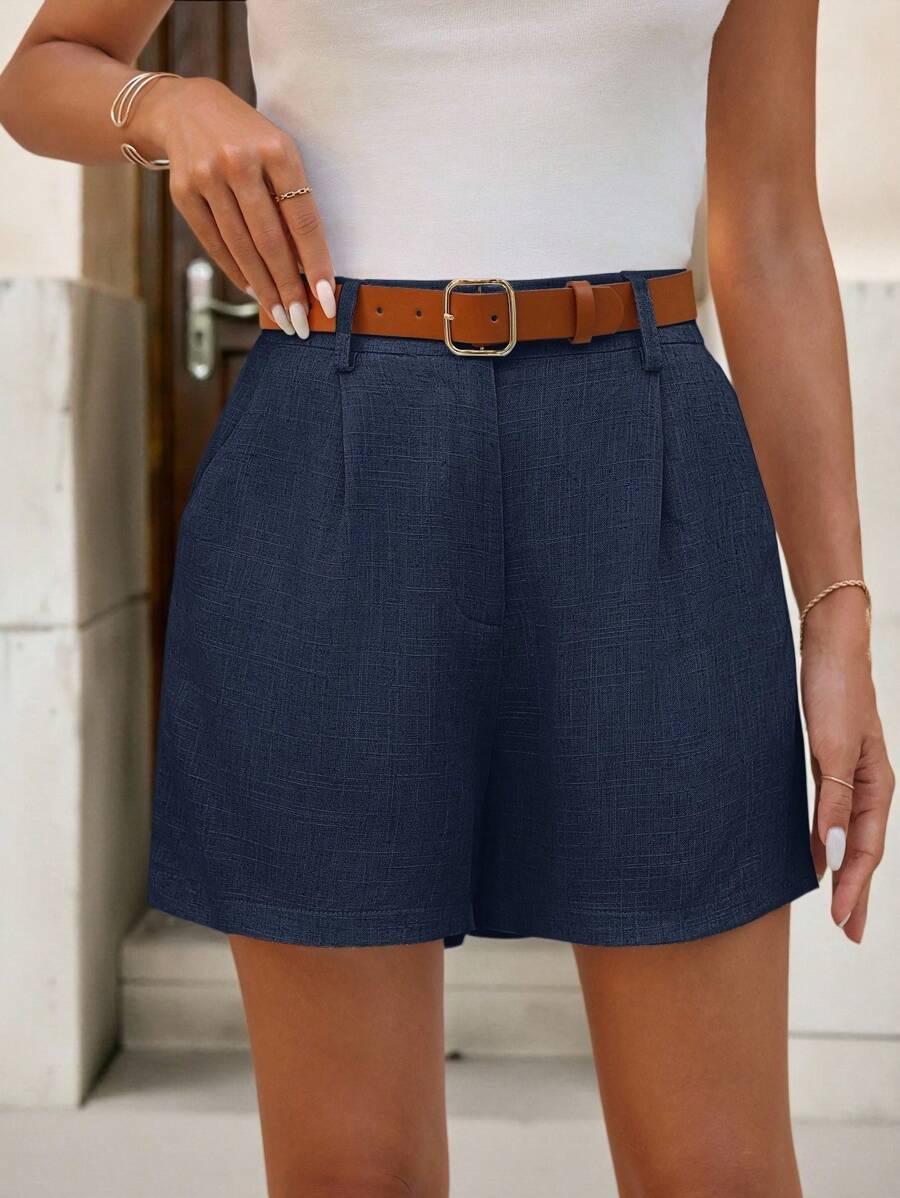 Linneshorts med Bambu­detaljer