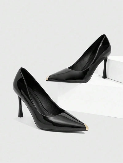 Eleganta pumps med spetsig tå