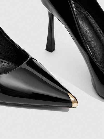 Eleganta pumps med spetsig tå