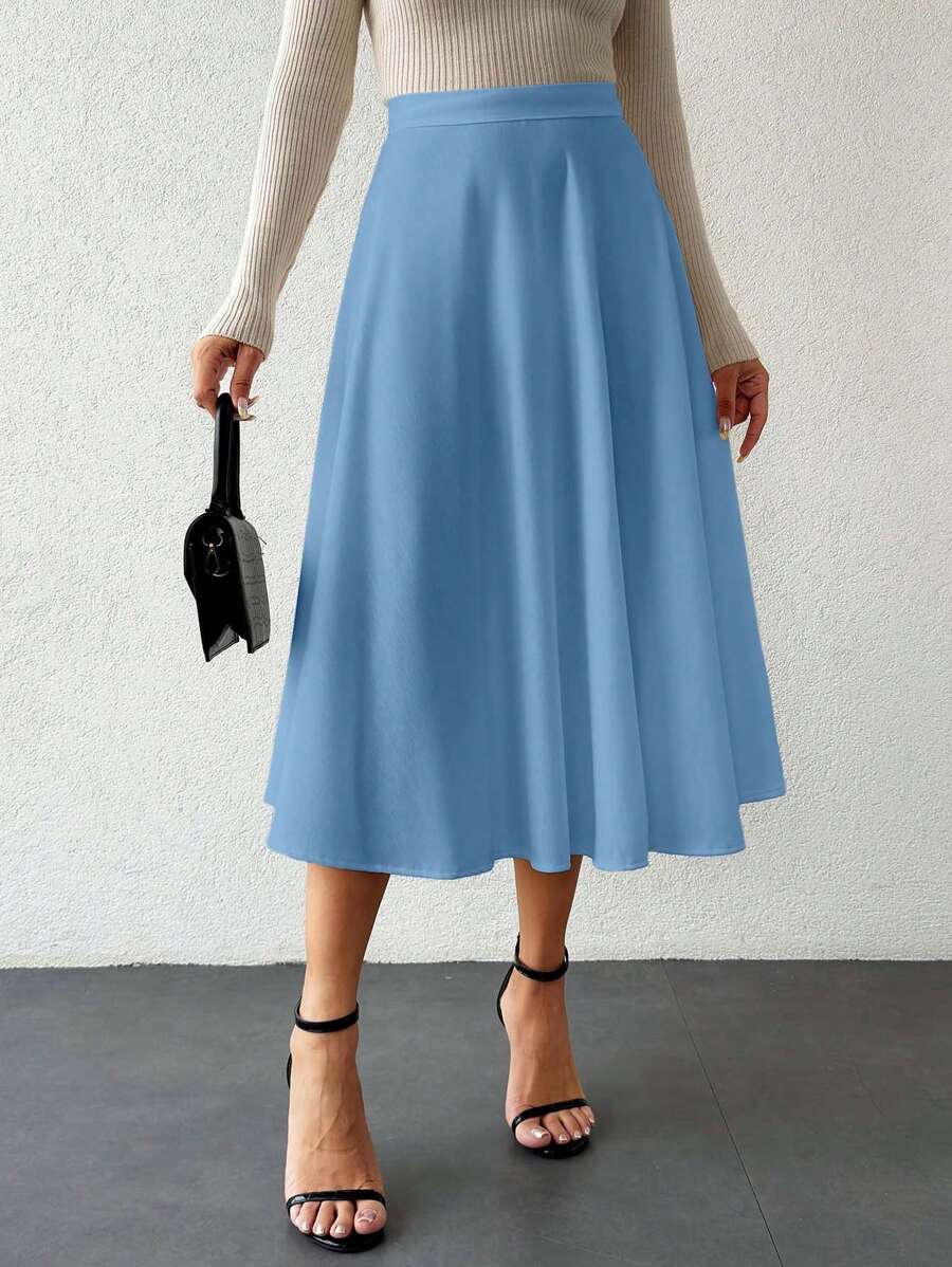 Klassisk medellång kjol