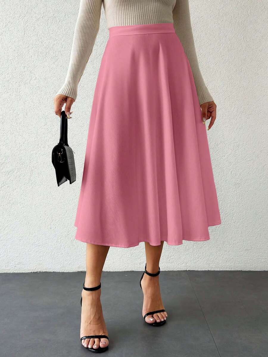 Klassisk medellång kjol