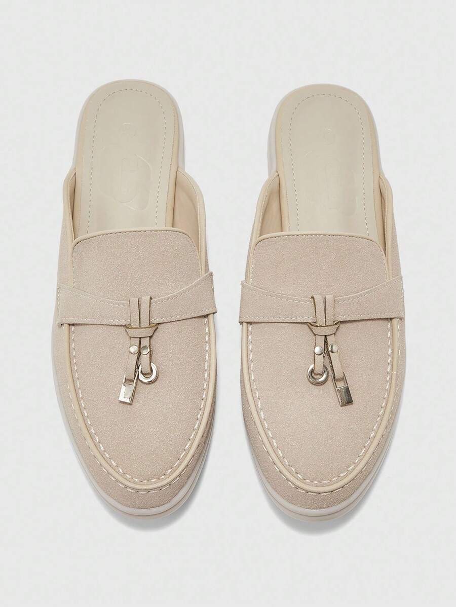 Damloafers med spetsig tå