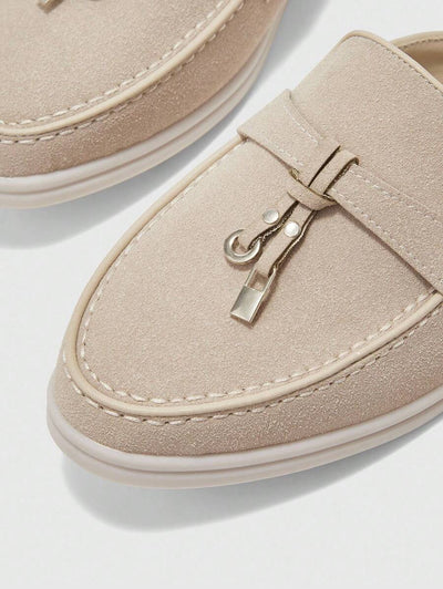 Damloafers med spetsig tå