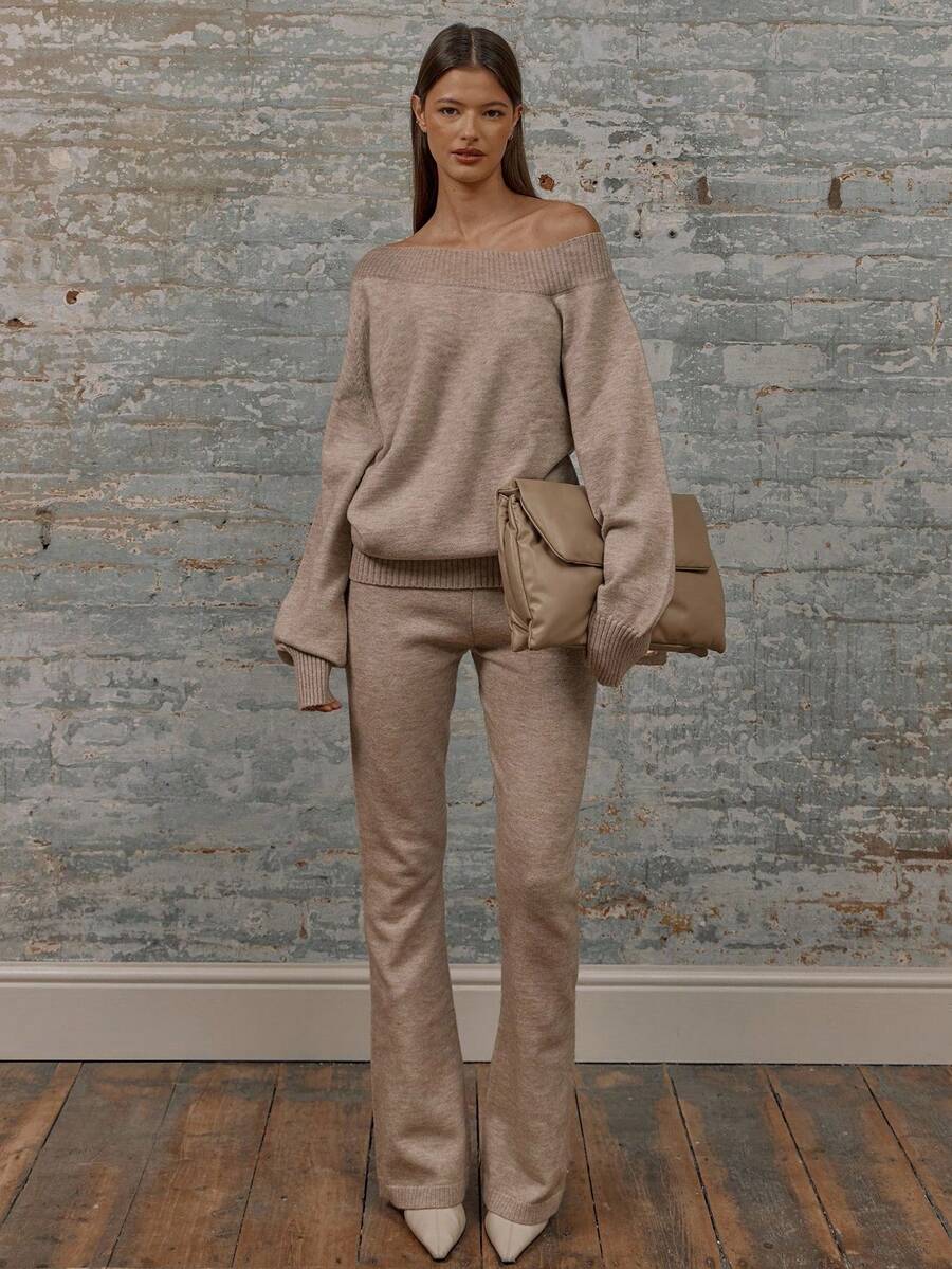 Asymmetrisk ribbstickad topp