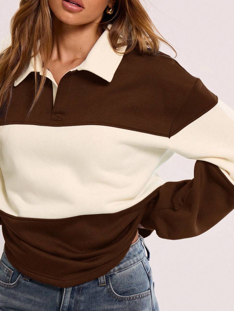 Massa randig collagetröja med krage